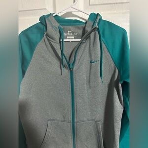 Nike Therma-Fit Hoodie